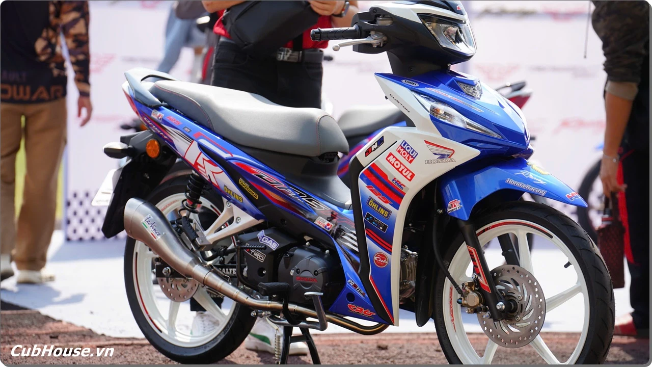 cubhouse vn ban giao honda dash 125fi malaysia 2026 special edition custom den khach hang tp hcm 5