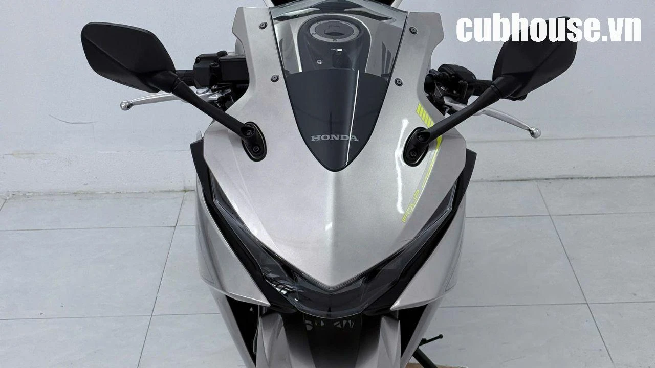 Honda CBR500R Four