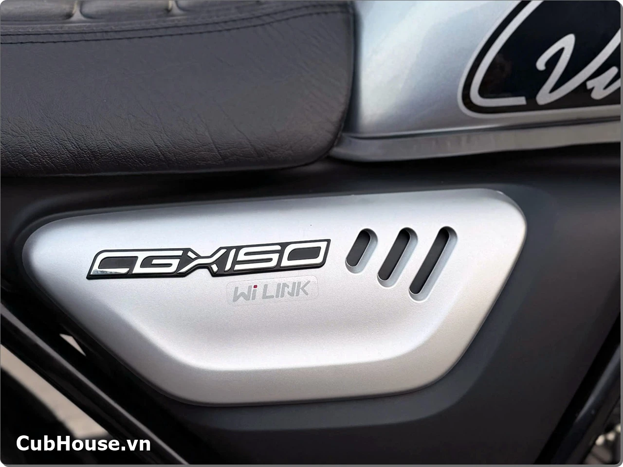 Giao xe Honda CGX150 Vintage 2026 màu Bạc cho chú U60 tại Tân Phú – Hành trình chờ đợi hơn 2 tháng đã có cái kết trọn vẹn 6 giao xe honda cgx150 vintage 2026 mau bac cho chu u60 tai tan phu hanh trinh cho doi hon 2 thang da co cai ket tron ven 14