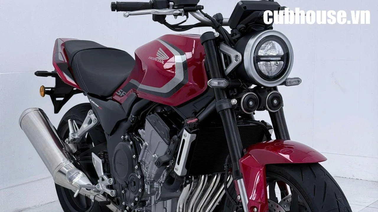 Honda CB500SF Super Four 2026 – Huyền thoại Super Four trở lại với diện mạo hoàn toàn mới!