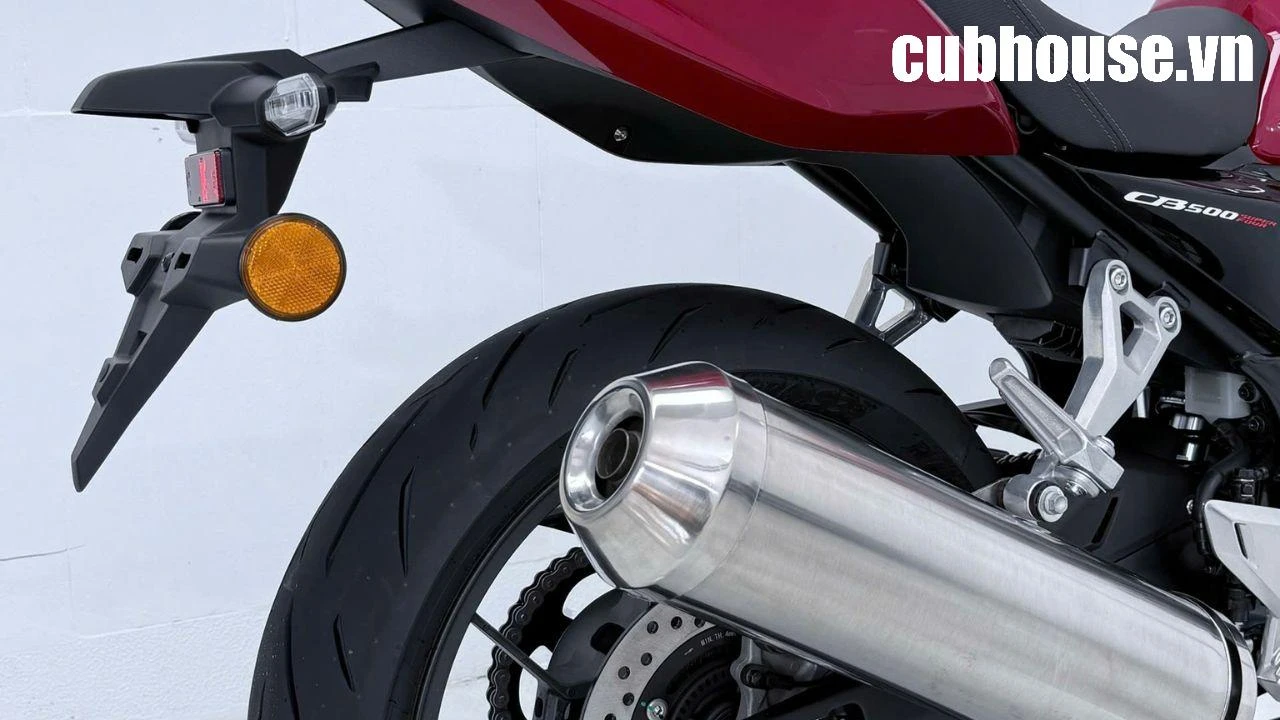 Honda CB500SF Super Four 2026 – Huyền thoại Super Four trở lại với diện mạo hoàn toàn mới!