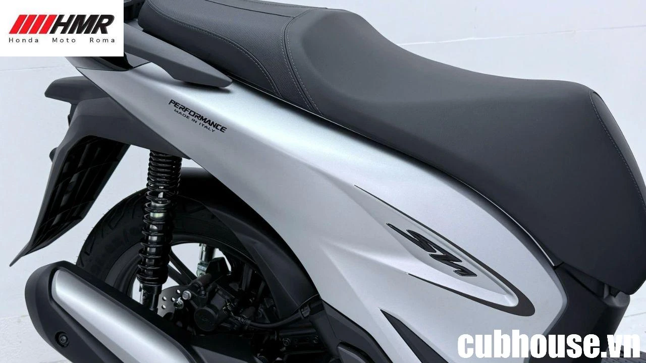 Honda SH150I Special Edition màu bạc Honda Moto Roma