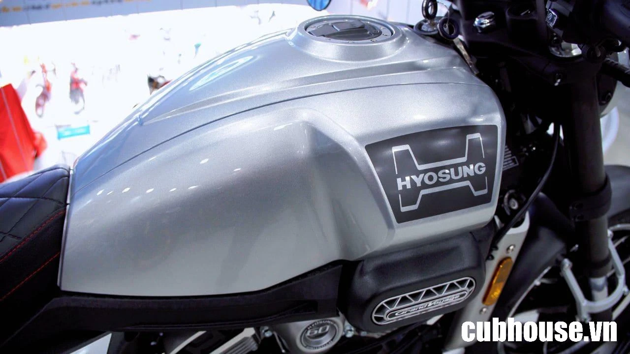 Hyosung GV350X chính thức mở bán tại Việt Nam với giá 135 triệu đồng