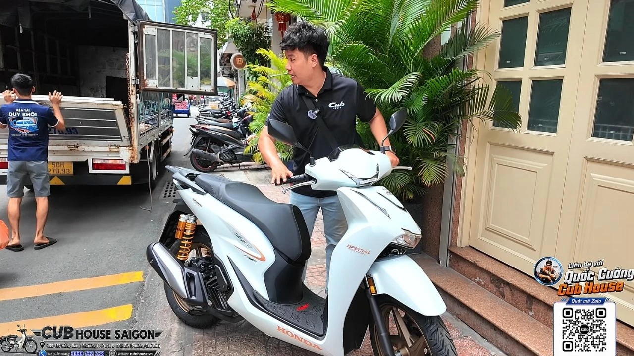Giao Honda SH150i nhập Ý HMR Newconcept kèm Öhlins tại Quận 3