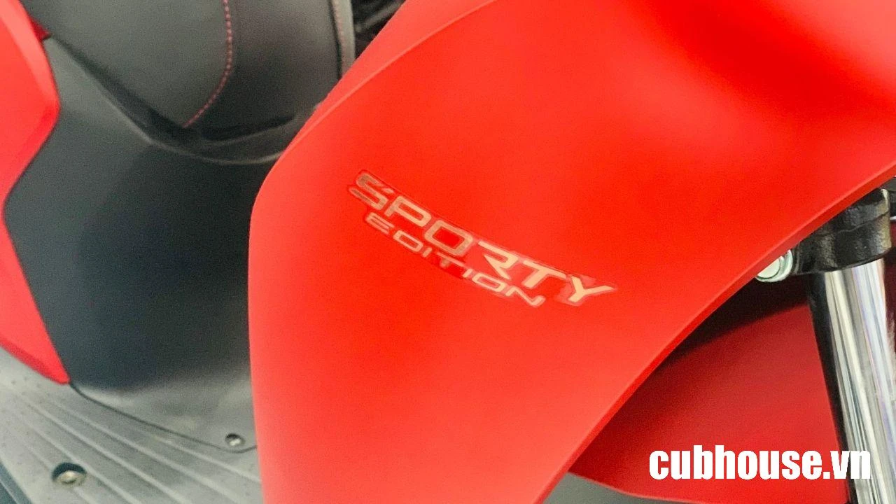 Honda SH150i Italy Sporty Edition đỏ nhám
