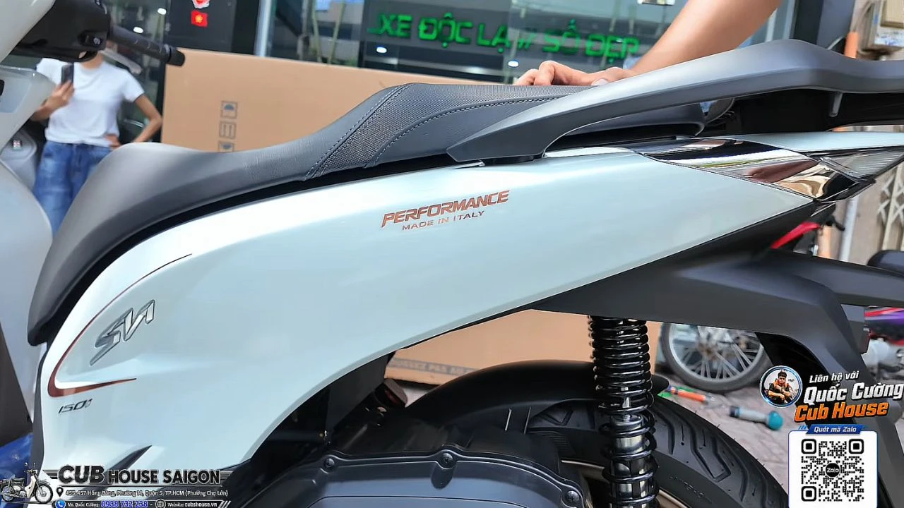 Khui thùng giao xe Honda SH150i nhập Ý, lên phuộc Öhlins tại CubHouse VN