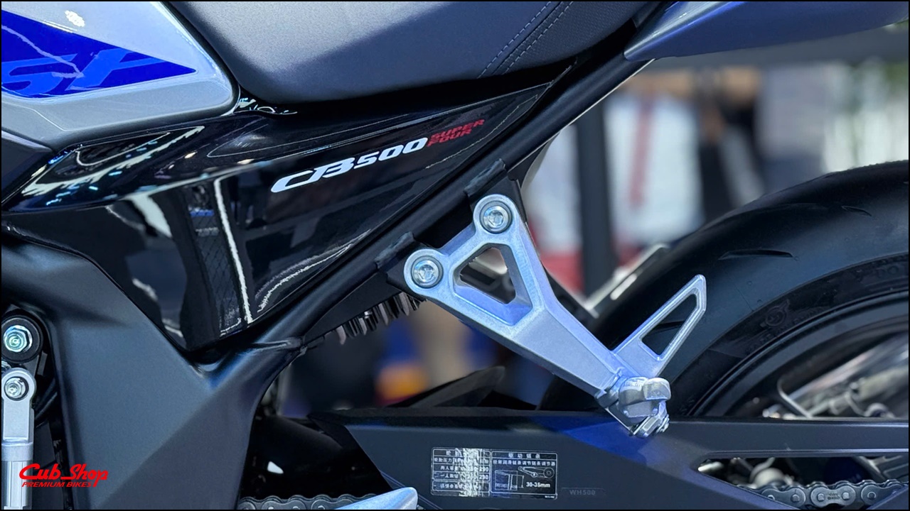 Honda CB500 Super Four (18)