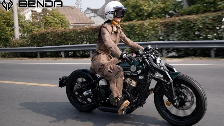 Xe Benda Napoleon 250 Bobber