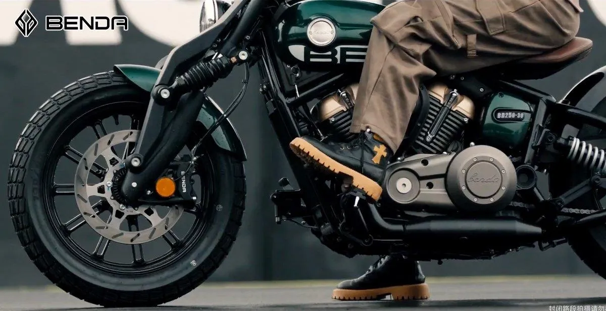 Xe Benda Napoleon 250 Bobber