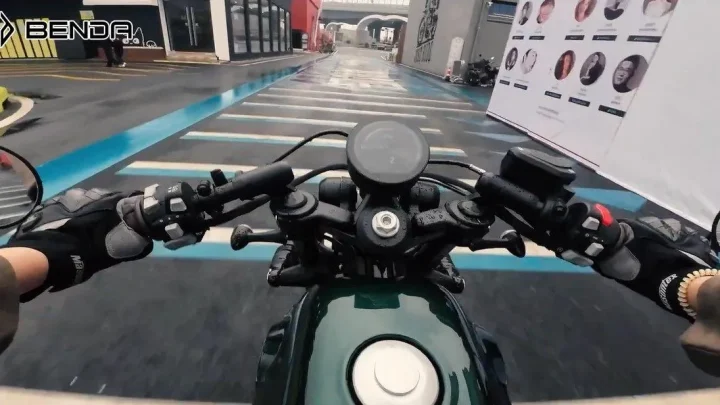 Xe Benda Napoleon 250 Bobber