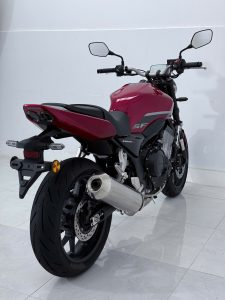 Honda cb500 super four