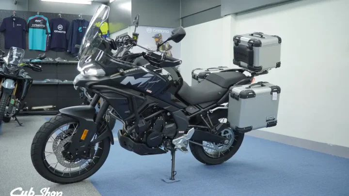 CFMOTO 700 MT