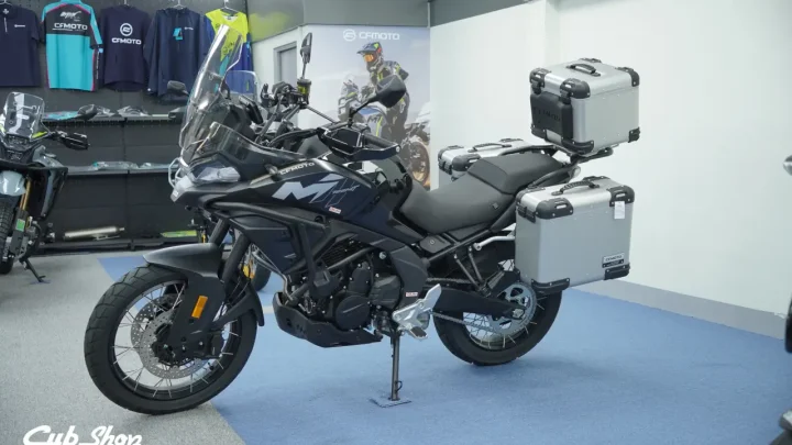 CFMOTO 700 MT