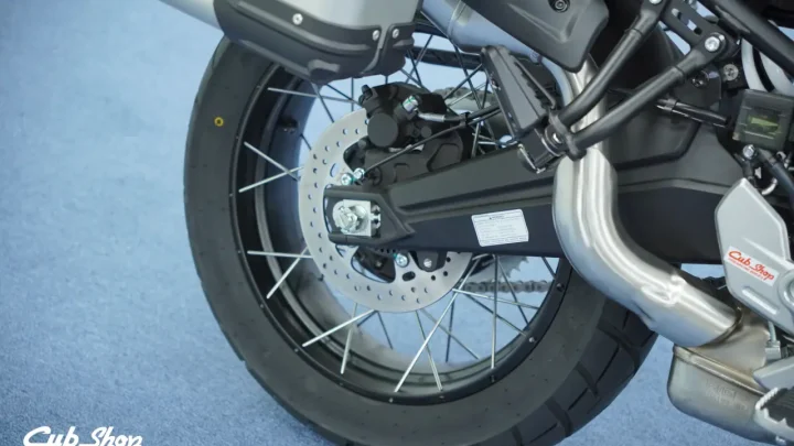 CFMOTO 700 MT