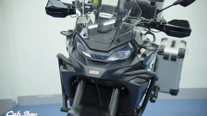 CFMOTO 700 MT