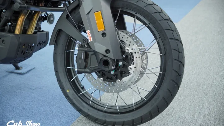 CFMOTO 700 MT