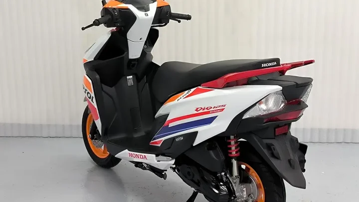 Honda Dio 125 Repsol Edition