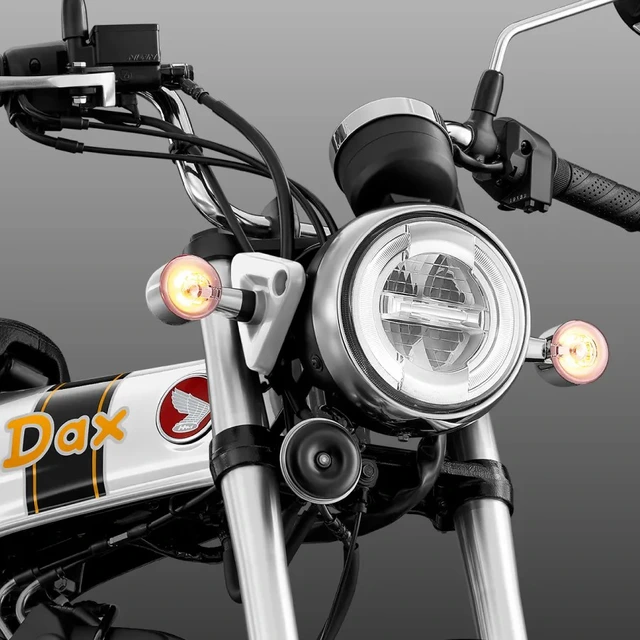 Honda Dax OG White và OG Black (3)