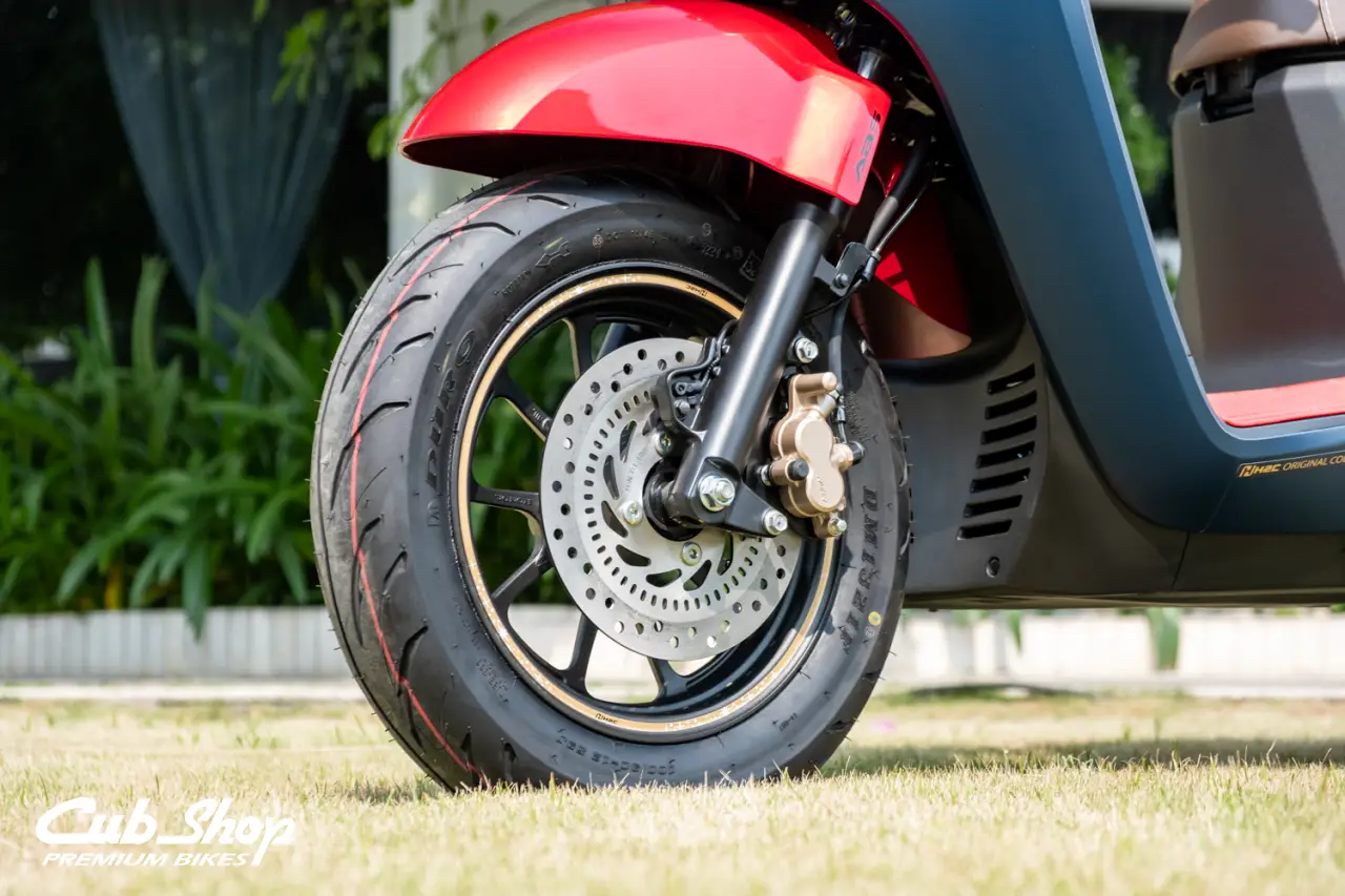 Honda Giorno + Disney Fantasia 85 Years Limited Edition