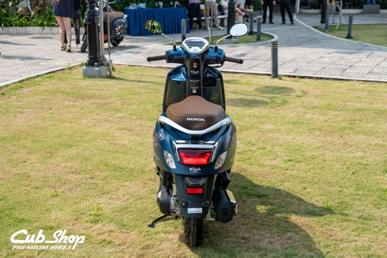 Honda Giorno + Disney Fantasia 85 Years Limited Edition