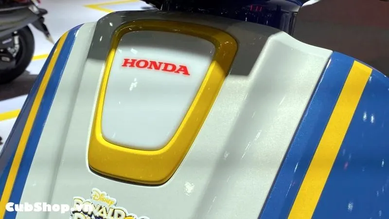 Honda Giorno++ Donald Duck Edition sẽ chính thức được bán bởi CubShop Việt Nam