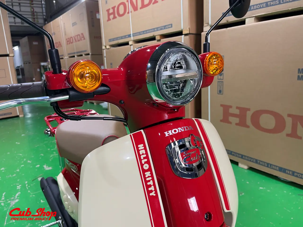 Honda Hello Kitty 50 mới nhập khẩu về Cub Shop - Sự hợp tác biểu tượng và phong cách (76) Honda Hello Kitty 50 mới nhập khẩu về Cub Shop – Sự hợp tác biểu tượng và phong cách