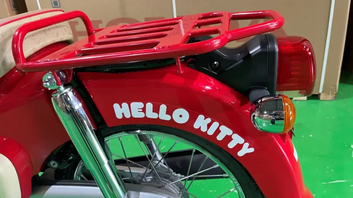 Honda Hello Kitty 50 mới nhập khẩu về Cub Shop – Sự hợp tác biểu tượng và phong cách