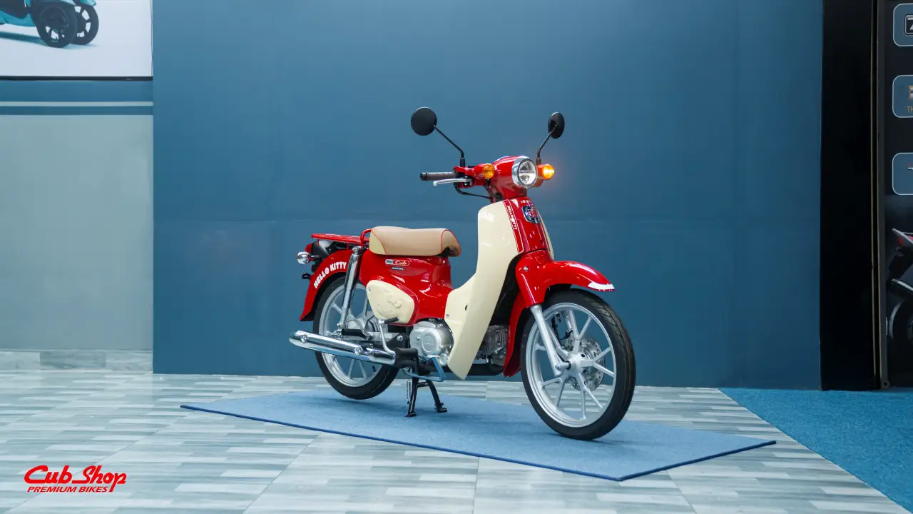 Honda Super Cub 110 – Hello Kitty
