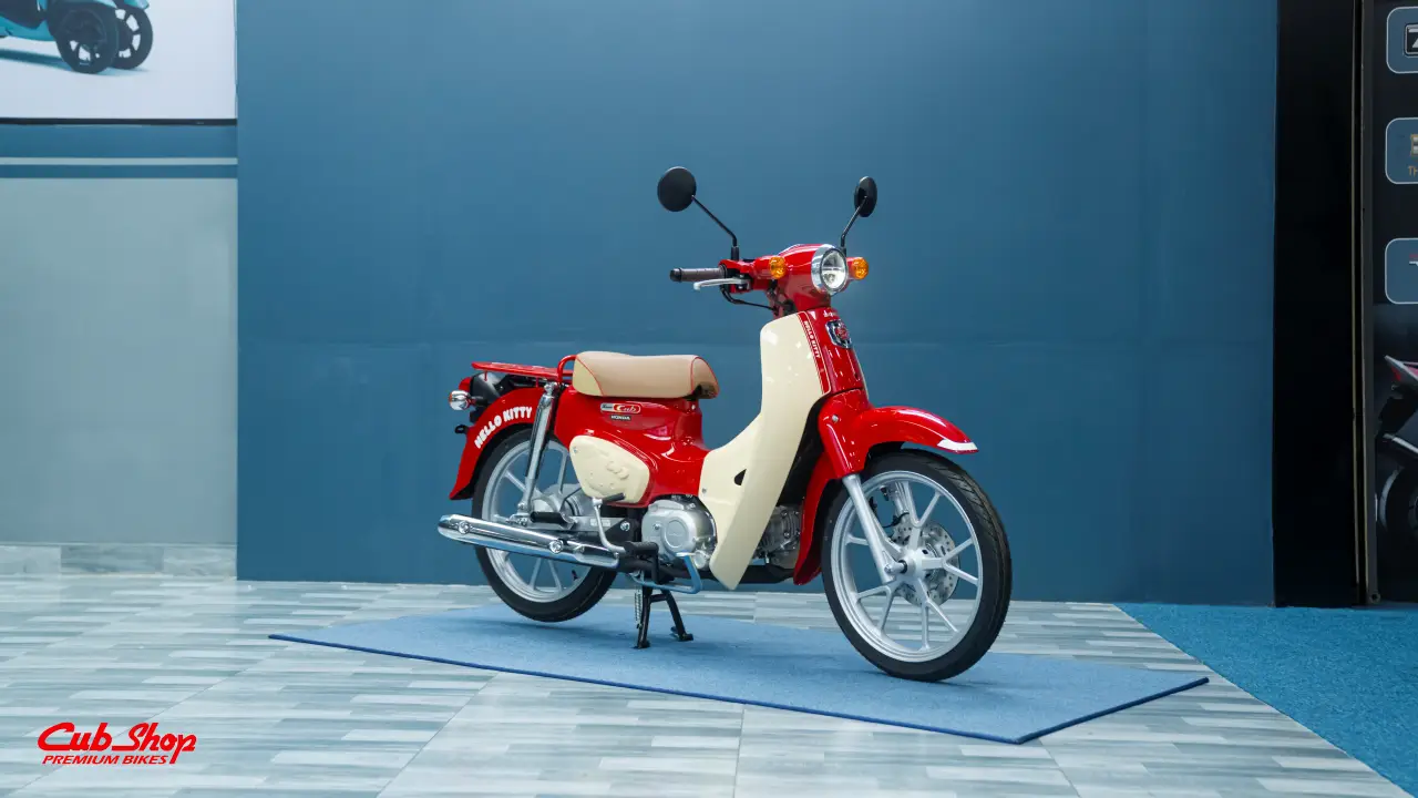 Honda Super Cub 110 – Hello Kitty
