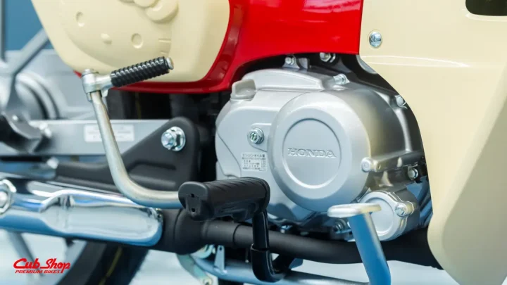 Honda Super Cub 110 – Hello Kitty