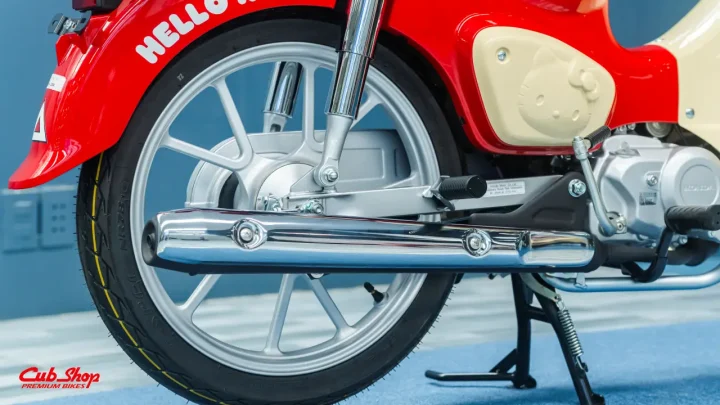 Honda Super Cub 110 – Hello Kitty