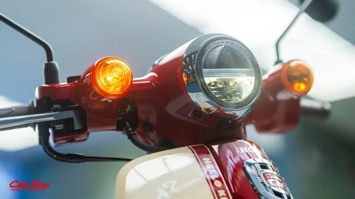 Honda Super Cub 110 – Hello Kitty
