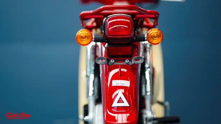 Honda Super Cub 110 – Hello Kitty