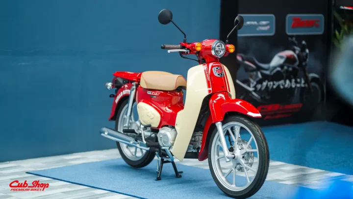 Honda Super Cub 110 – Hello Kitty