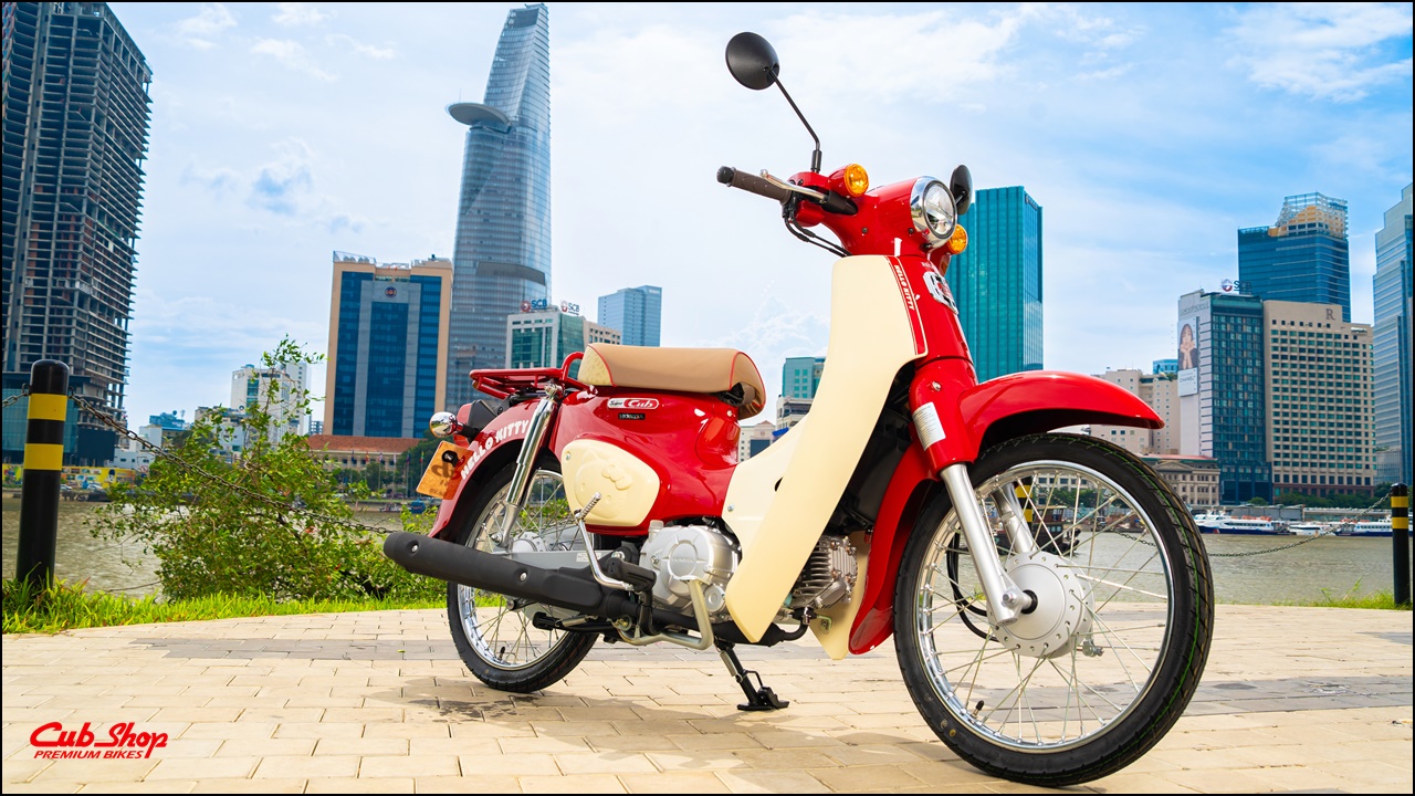Honda Super Cub 50 Hello Kitty Nhật Bản