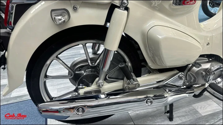 Honda Super Cub C125 Custom Special Edition