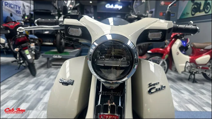 Honda Super Cub C125 Custom Special Edition