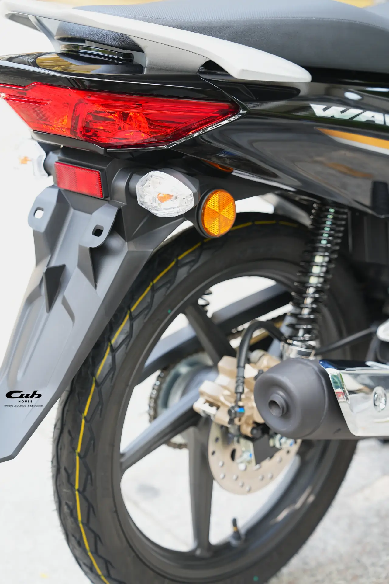 Honda Wave 125i nhập khẩu Malaysia