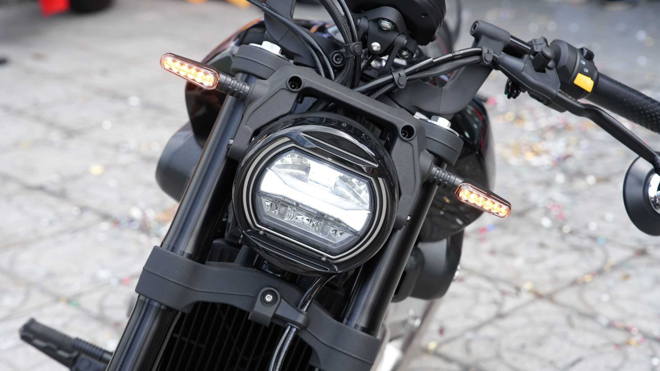 Hyosung GV350X
