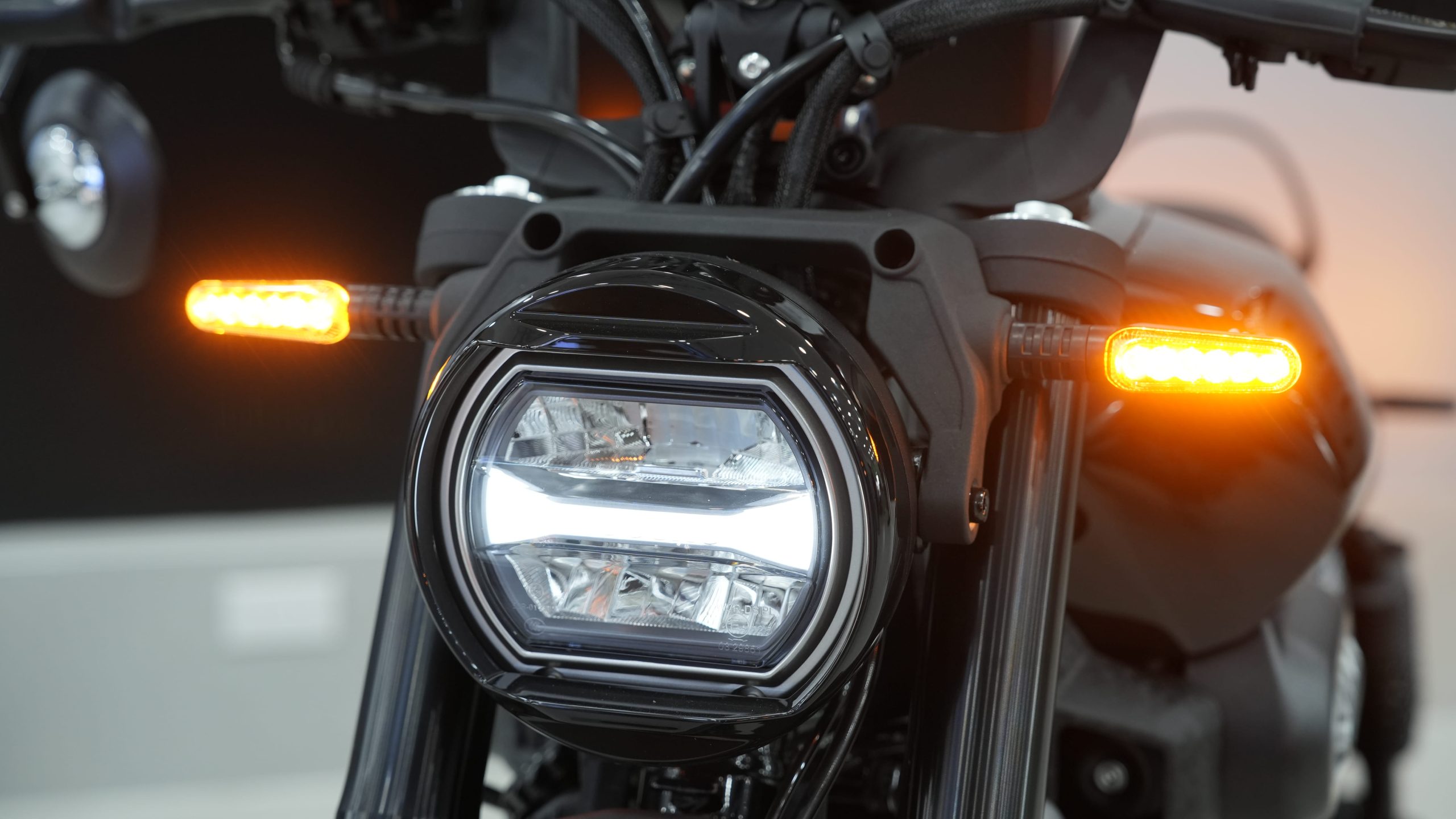 Hyosung GV350X