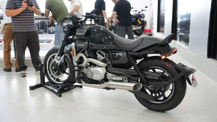 Hyosung GV350X