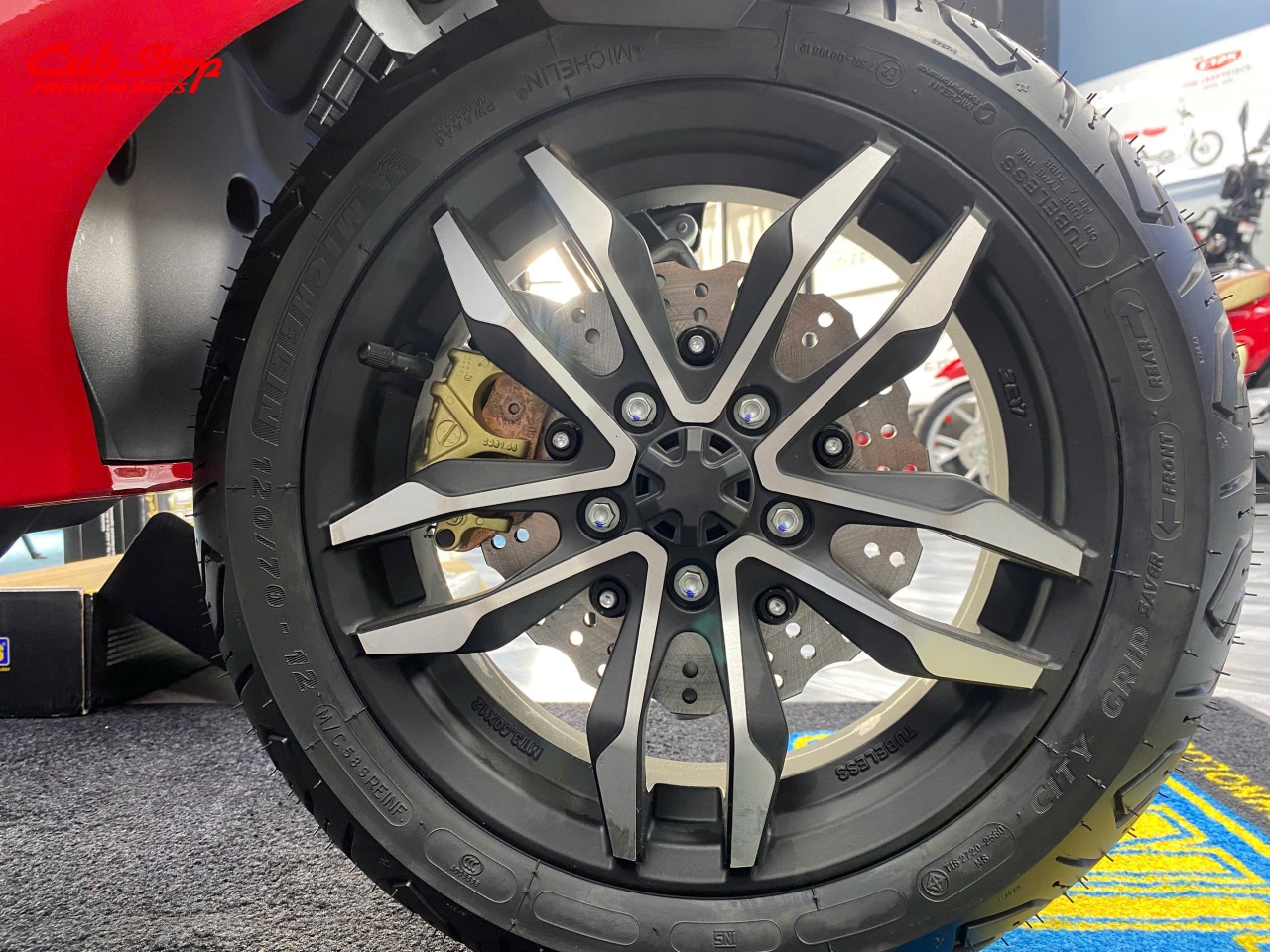 KHUYẾN MÃI ĐẶC BIỆT 🔥 ITALJET DRAGSTER 300 – Tiết kiệm chi phí hàng chục triệu đồng khi sở hữu 🎁