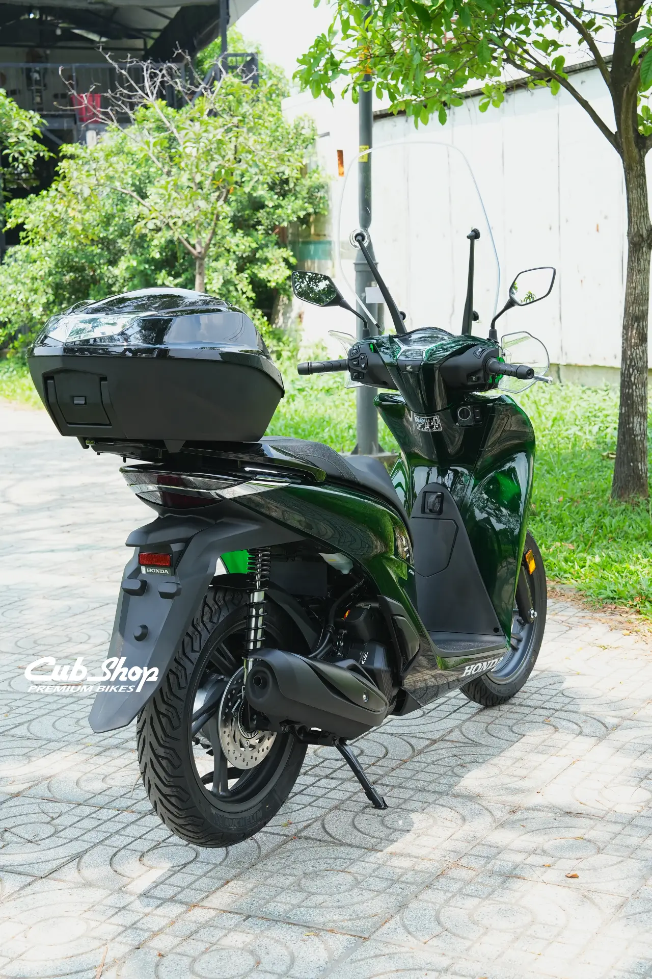 Mua xe Honda SH Ý Vetro – phải có 3 món phụ kiện này kèm theo cho sức khỏe của bạn