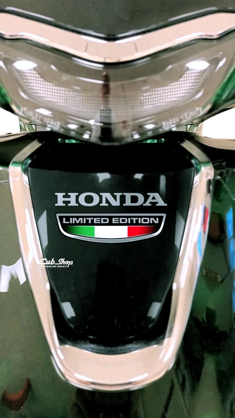 SH150i Vetro 2024