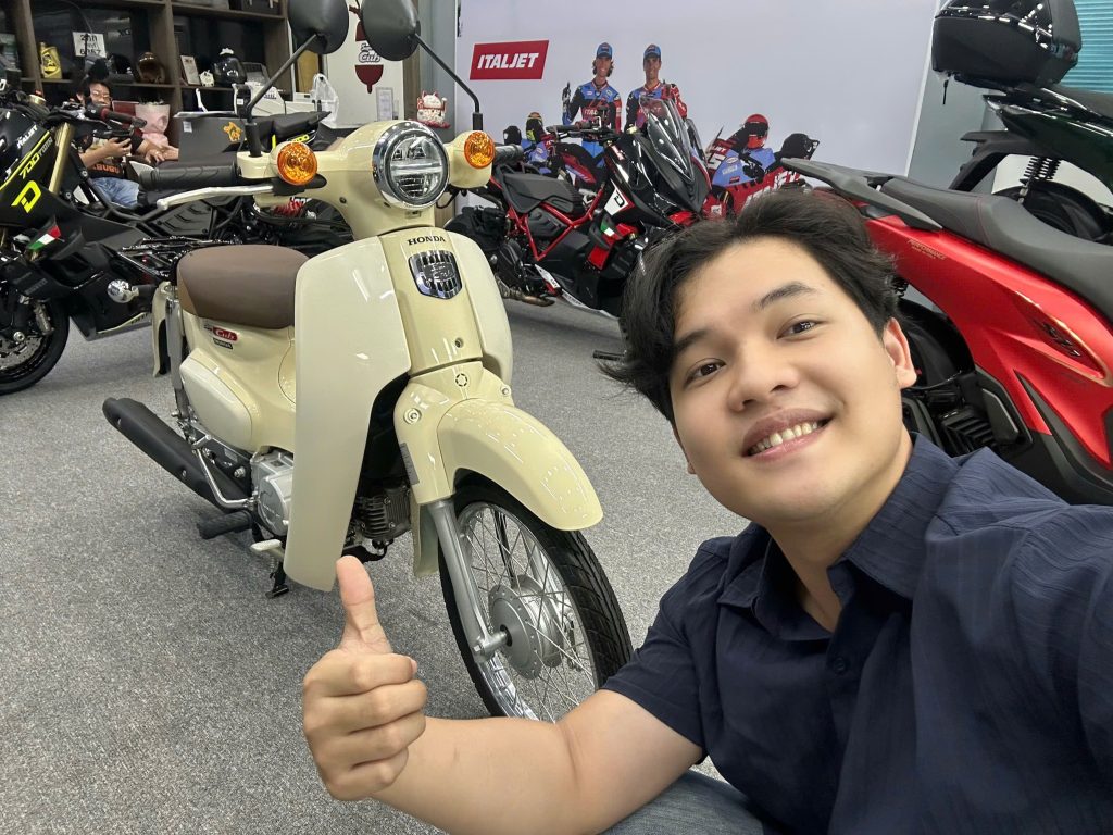 super cub 50cc màu be