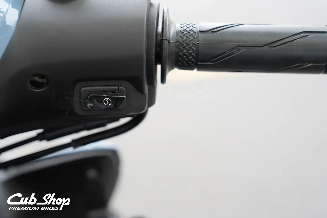 Yamaha 135LC Fi SE nhập Malaysia