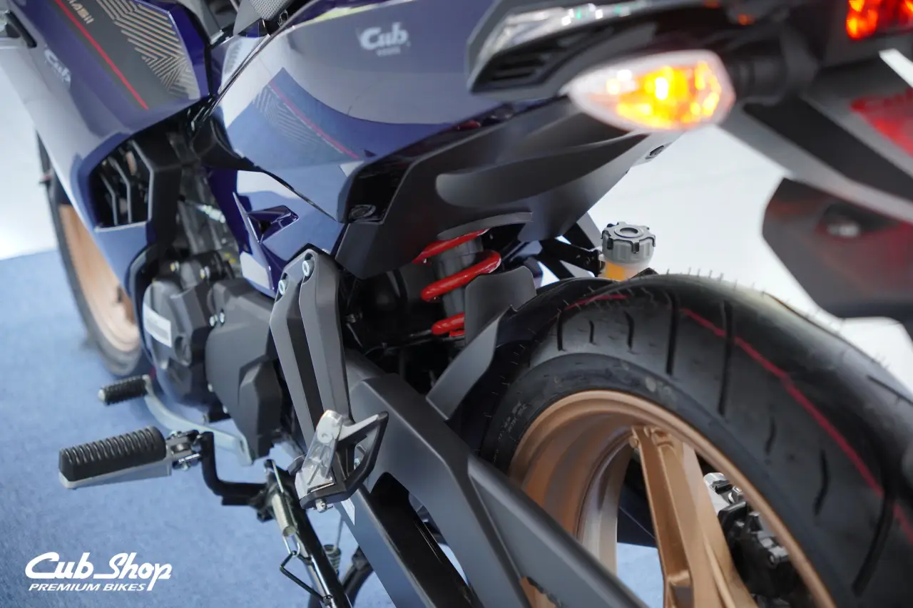 Yamaha Y15ZR SE