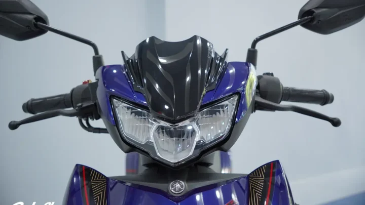 Yamaha Y15ZR SE