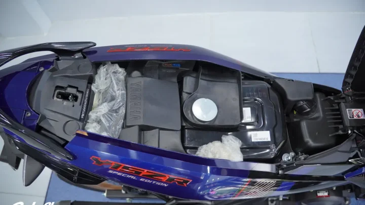 Yamaha Y15ZR SE