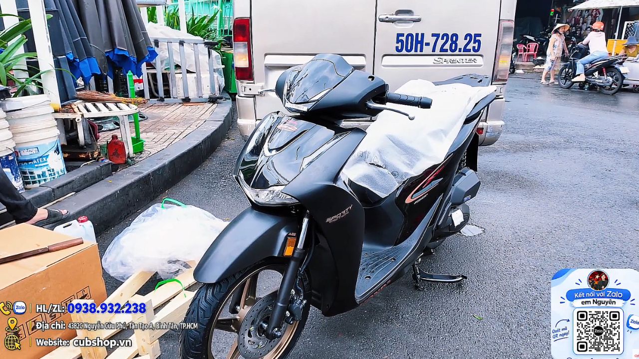 Bán Honda SH150i Italy 2026 cho anh chủ tiệm rau giữa chợ Nguyễn Tri Phương